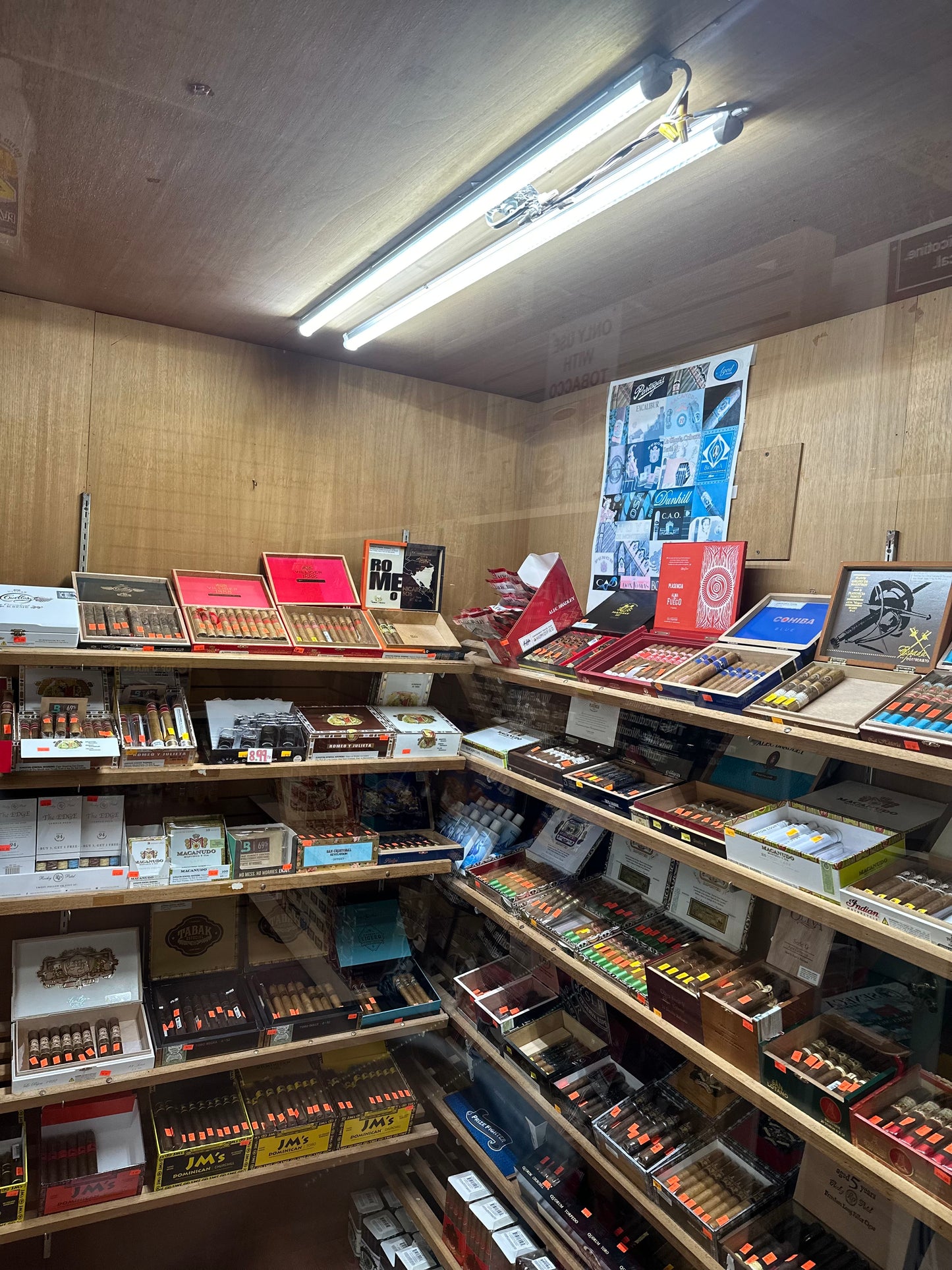 Perfect Cigar Room